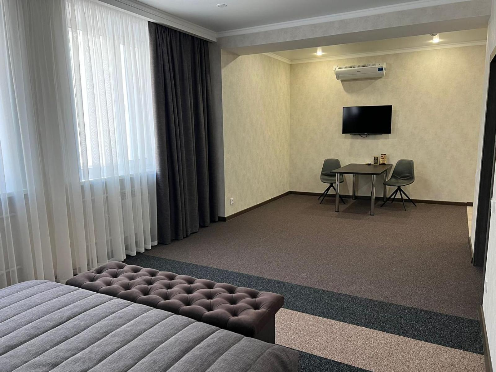 Meridian Karagandy Exterior foto