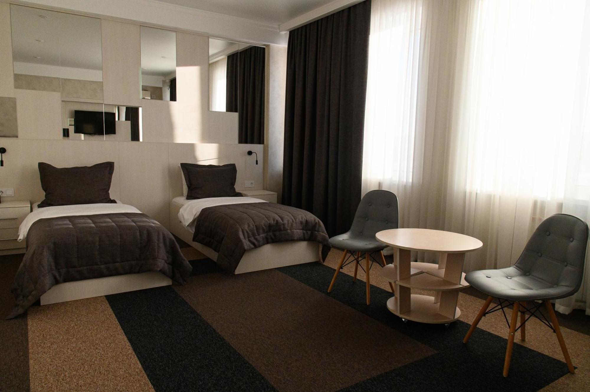Meridian Karagandy Exterior foto
